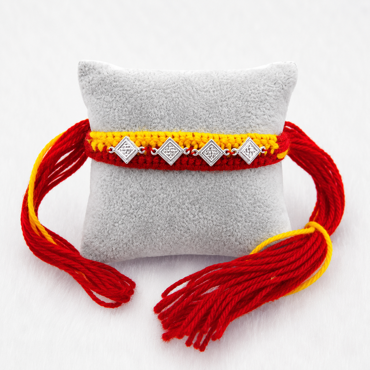 Silver Dhaga Rakhi For Brother